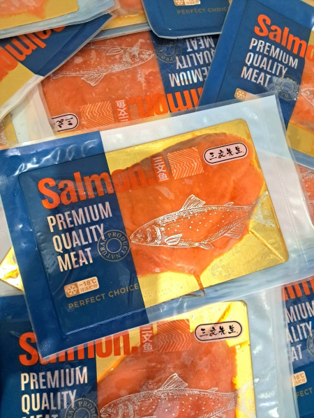 Premium Smoked Salmon Slice / Ikan Salmon Asap - 100g - Mr Salmon 100g